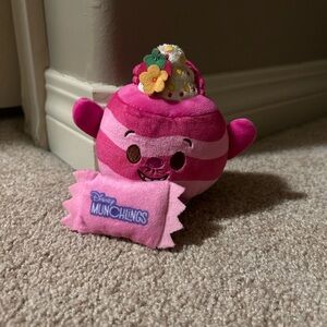 Disney Cheshire Cat and Louie Munchling Plush (lot of 2)